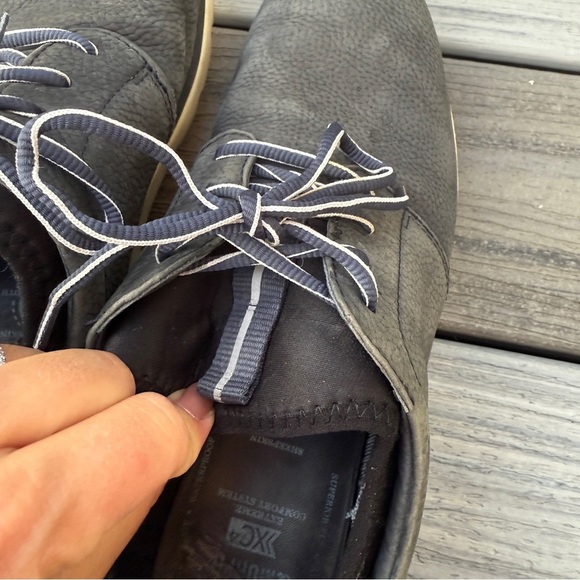 Johnston & Murphy XC4 Casual Navy Waterproof Oxfords with Tan Size 10.5M N - Picture 17 of 17